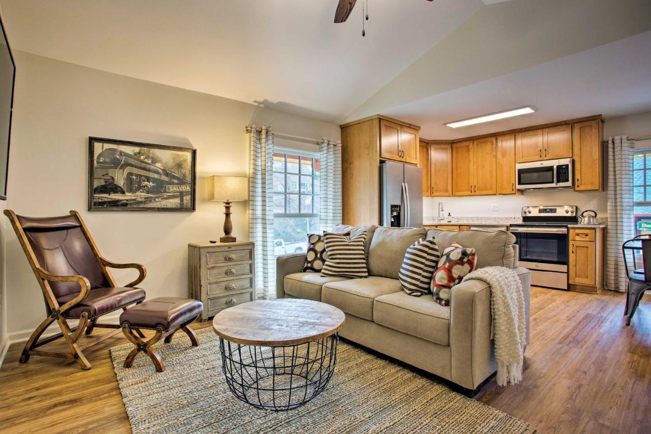 Newly Remodeled Apartment On Main Street In Saluda מראה חיצוני תמונה