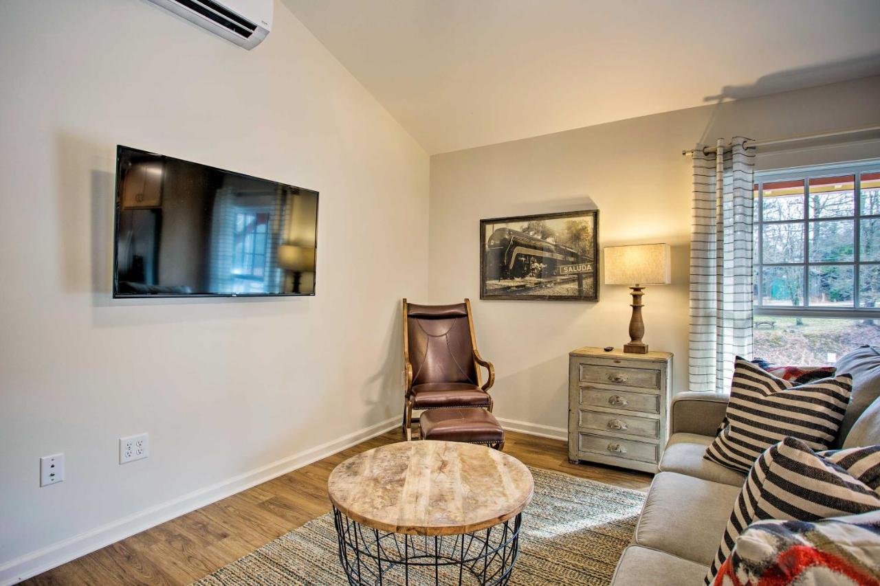 Newly Remodeled Apartment On Main Street In Saluda מראה חיצוני תמונה